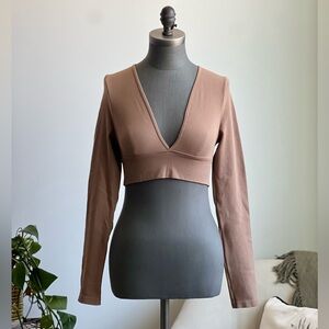 Wild Fable Tan Fitted Long Sleeve Workout Cropped Top